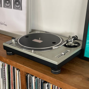 Technics SL-1200MK2