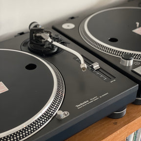 Technics SL-1210MK2