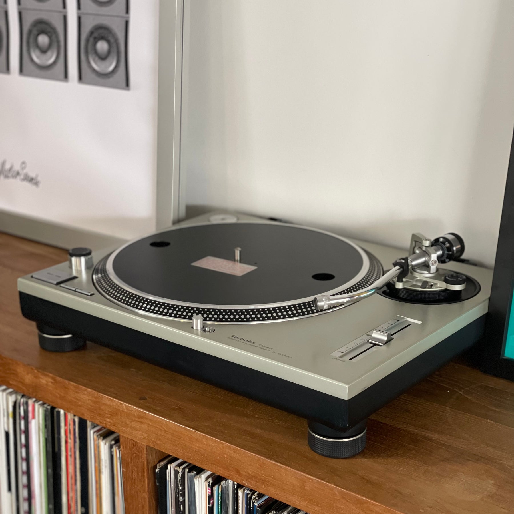 Technics SL-1200MK2