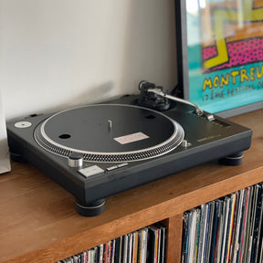 Technics SL-1210MK2