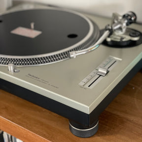 Technics SL-1200MK2