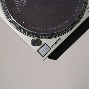 Technics SL - 1200MK2 - Pair - 0547 - 0548 **USA VOLTAGE*** - MasterSounds