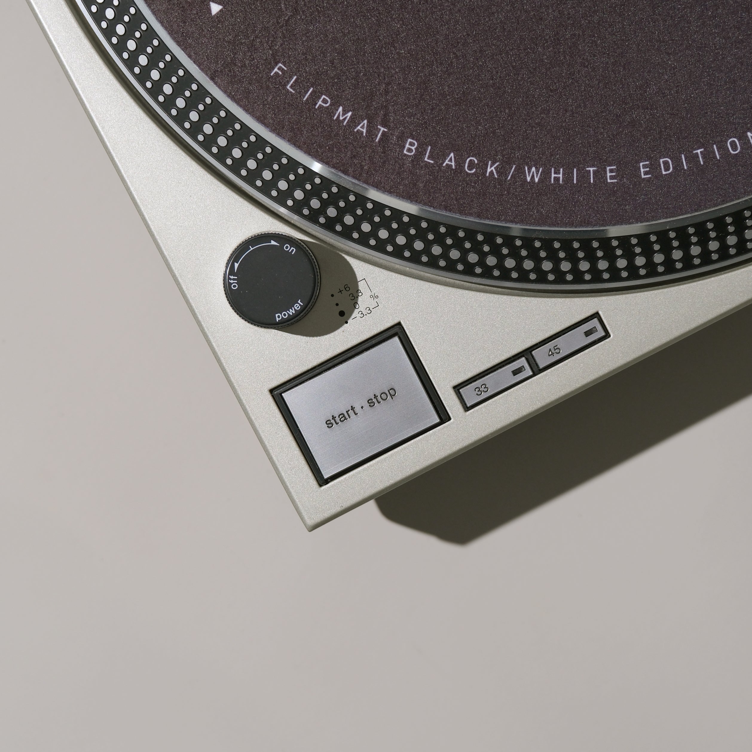 Technics SL - 1200MK2 - Pair - 0622 - 0623 - MasterSounds