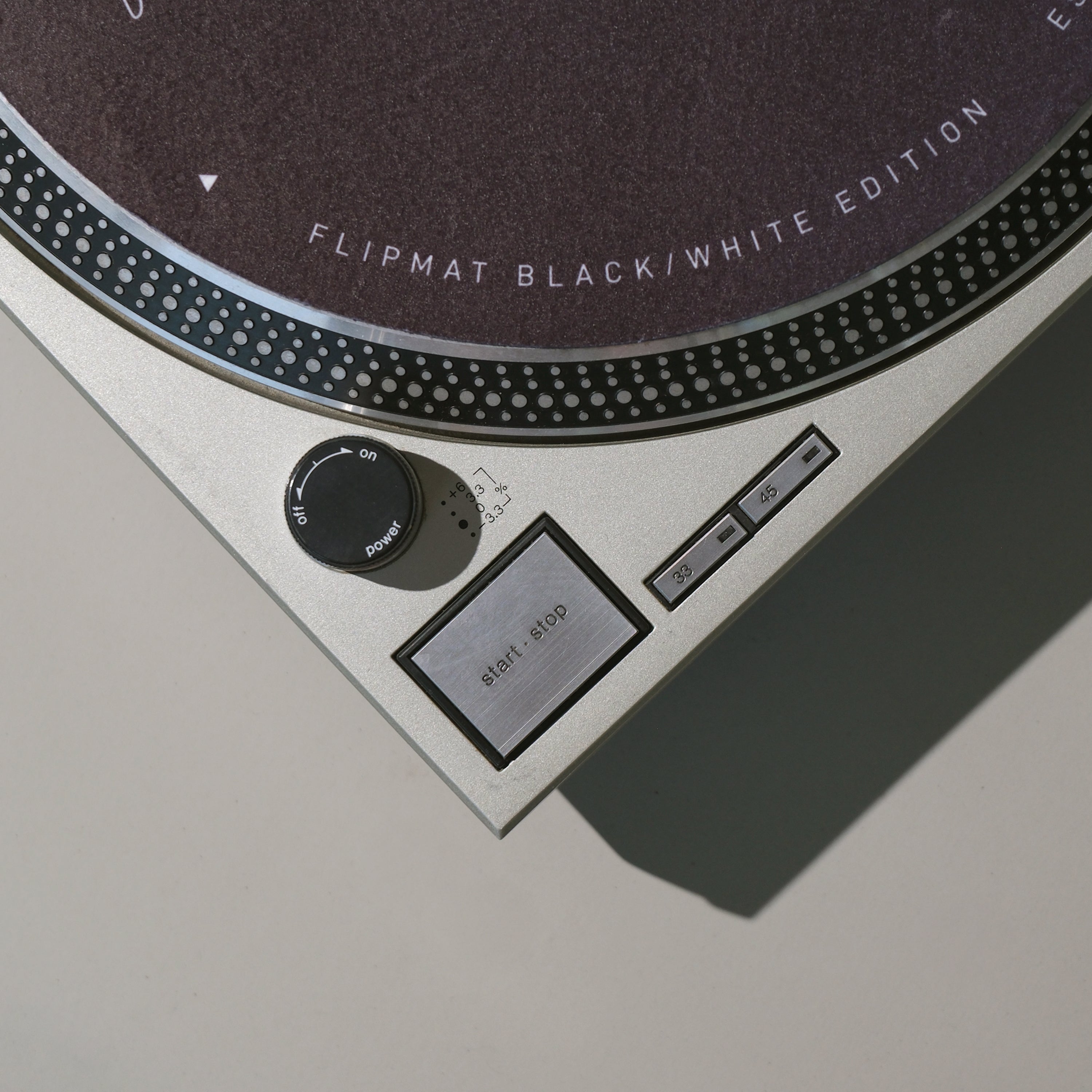 Technics SL-1200MK2 - Pair - 0642-0643 - MasterSounds