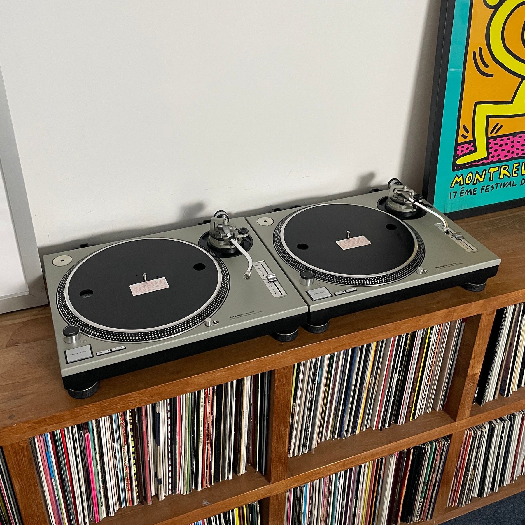 Technics SL - 1200MK2 (PAIR) - MasterSounds