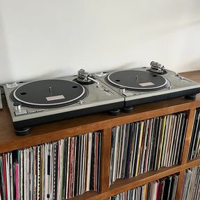 Technics SL - 1200MK2 (pair) - MasterSounds