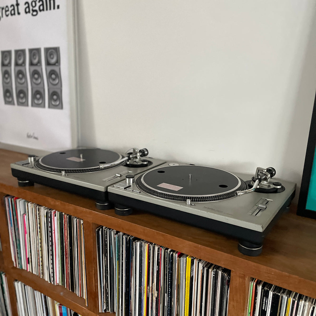 Technics SL - 1200MK2 (pair) - MasterSounds