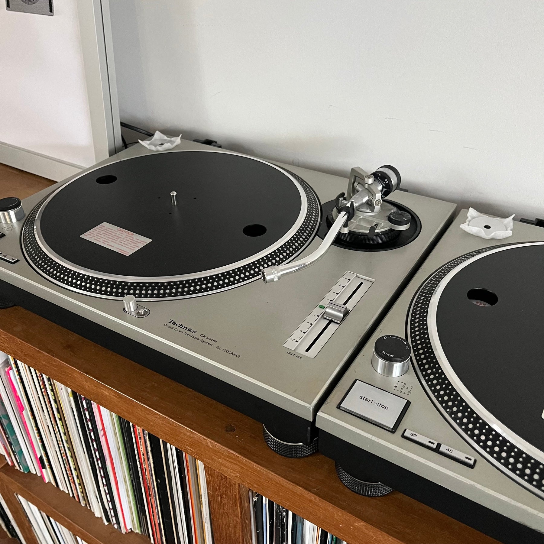 Technics SL - 1200MK2 (pair) - MasterSounds