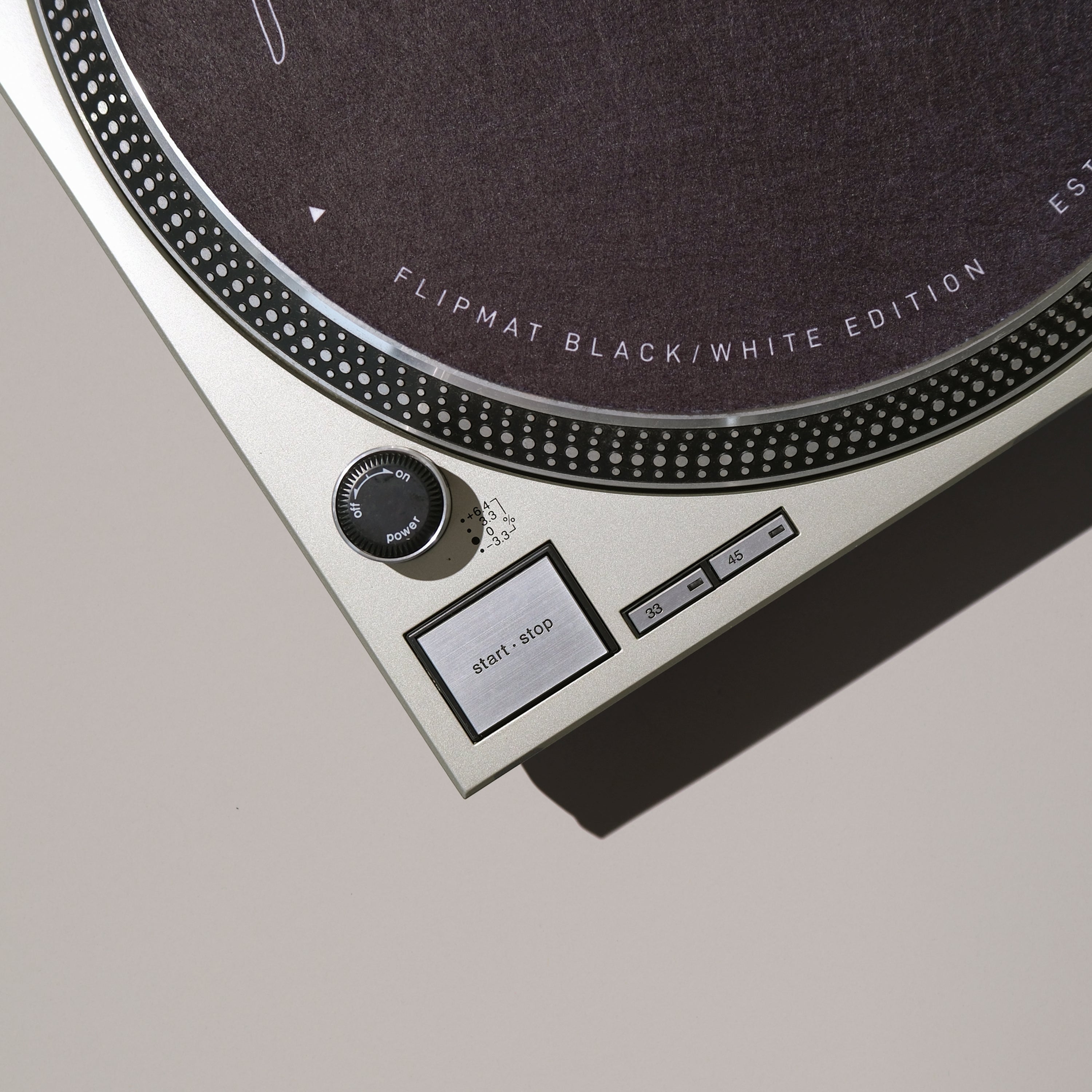 Technics SL - 1200MK5 - Pair - 0591 - 0592 - MasterSounds