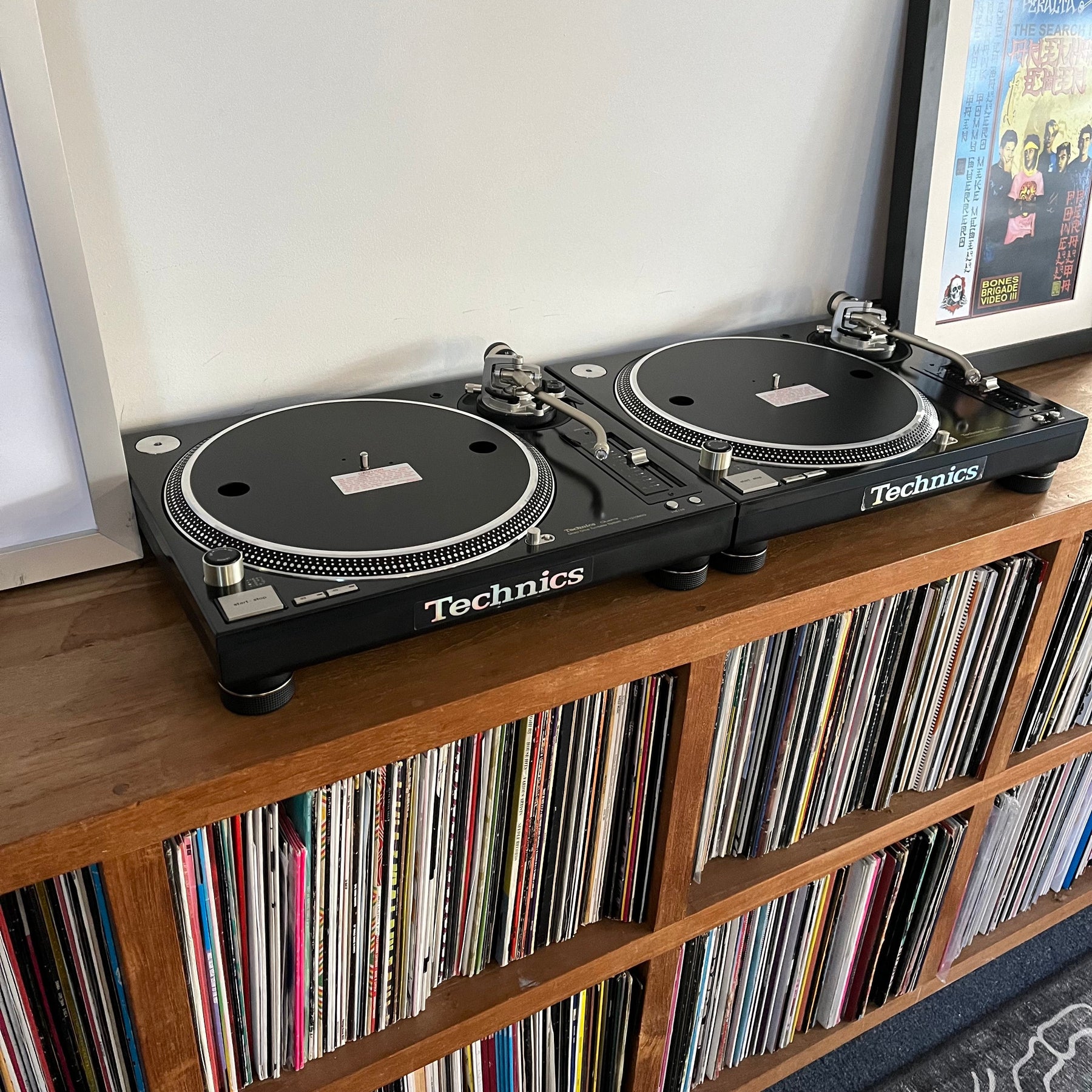 Technics SL - 1210M5G (Pair) - MasterSounds