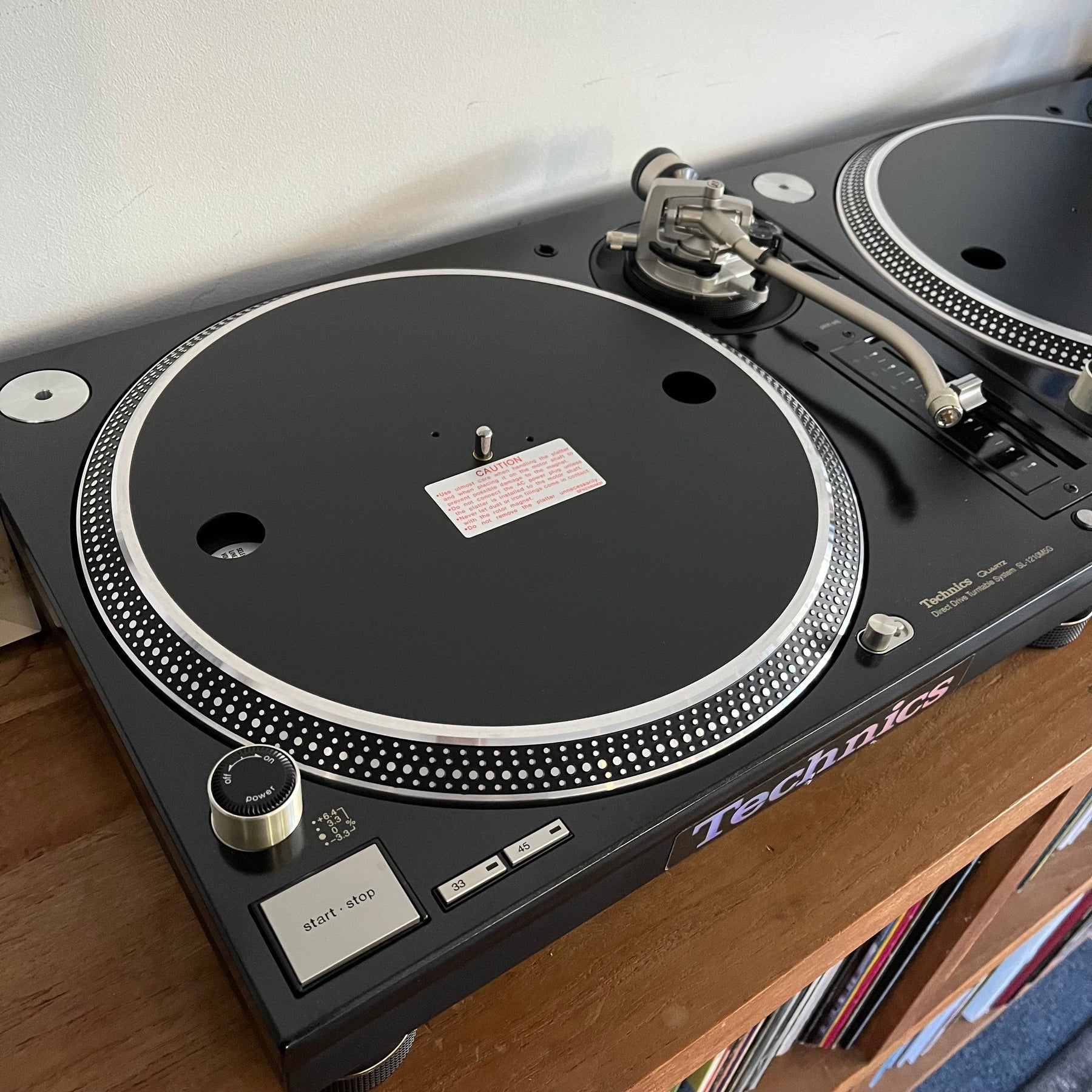 Technics SL - 1210M5G (Pair) - MasterSounds