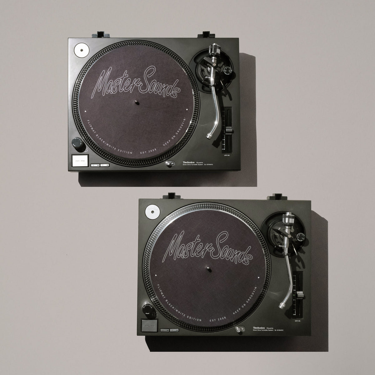 Technics SL - 1210MK2 - Pair - 0555 - 0556 - MasterSounds