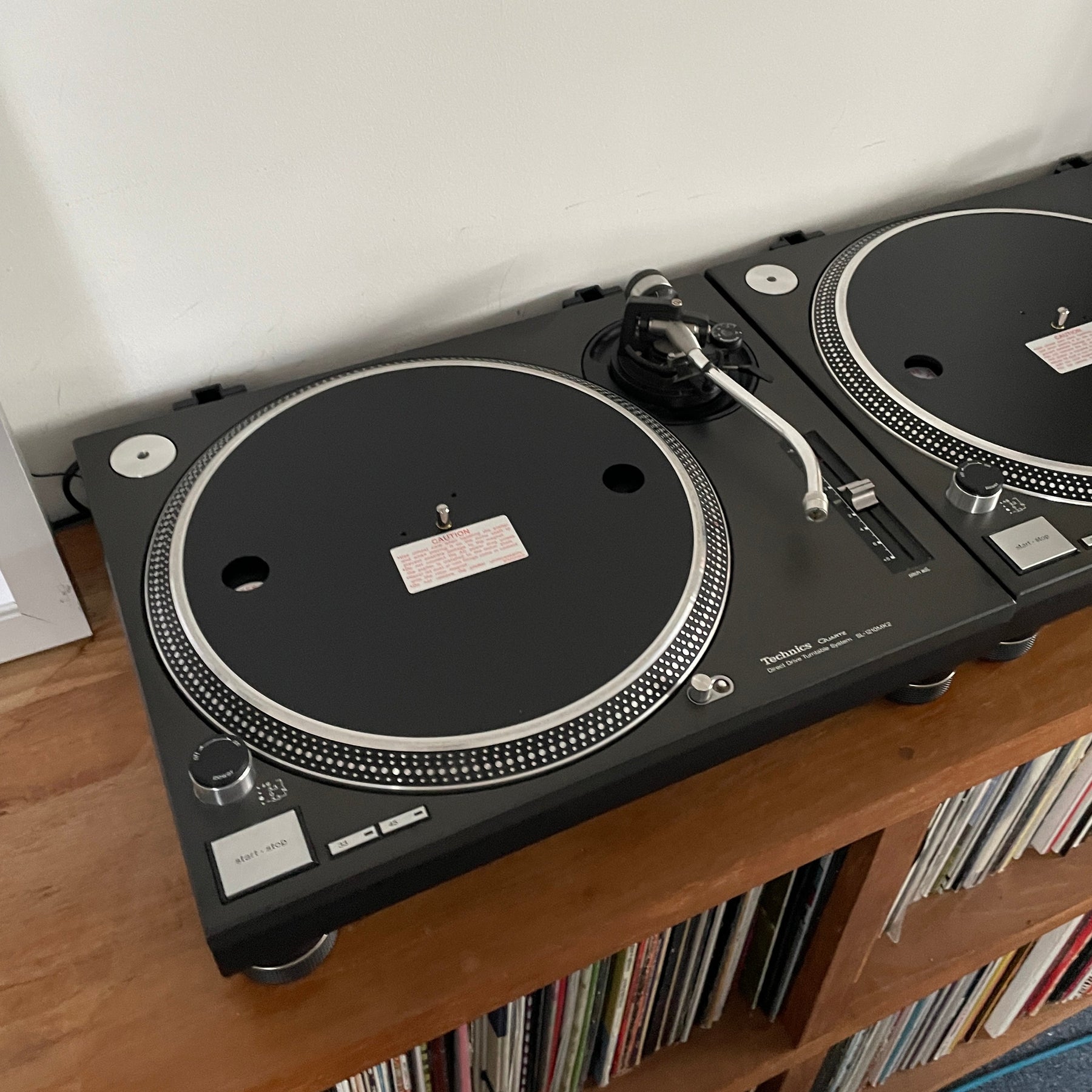 Technics SL - 1210MK2 (Pair) - MasterSounds