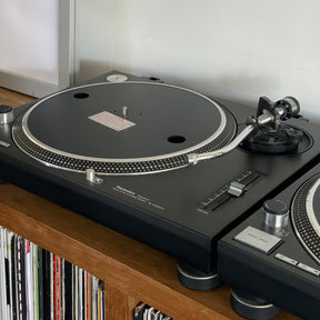 Technics SL - 1210MK5 (pair) - MasterSounds